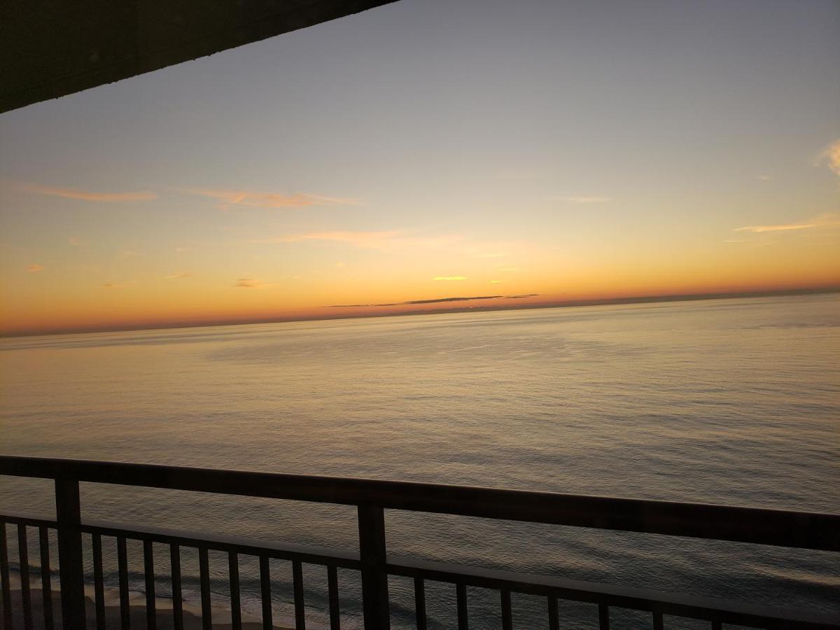 Ocean-Front Penthouse Condos at Patricia Grand Myrtle Beach Exterior foto